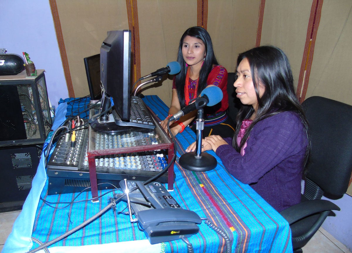 Radio Ixchel